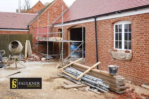 What is the minimum distance between 2 houses? 2 Distance Between Two Houses : Party Wall Surveyors East-Grinstead